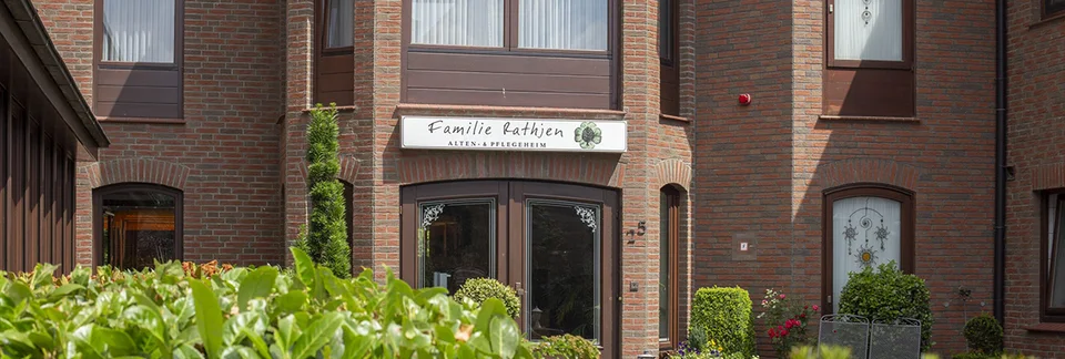Eingang des Senioren- und Pflegeheims Familie Rathjen in Oyten