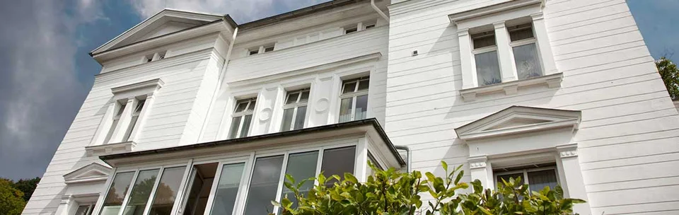Außenansicht des Altenpflegeheims Haus Aloys in Wetzlar