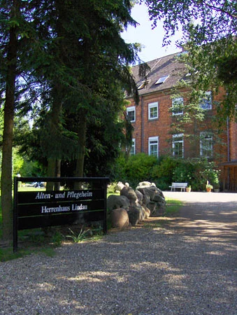 Außenansicht – Alten- und Pflegeheim Herrenhaus Lindau, Lindau