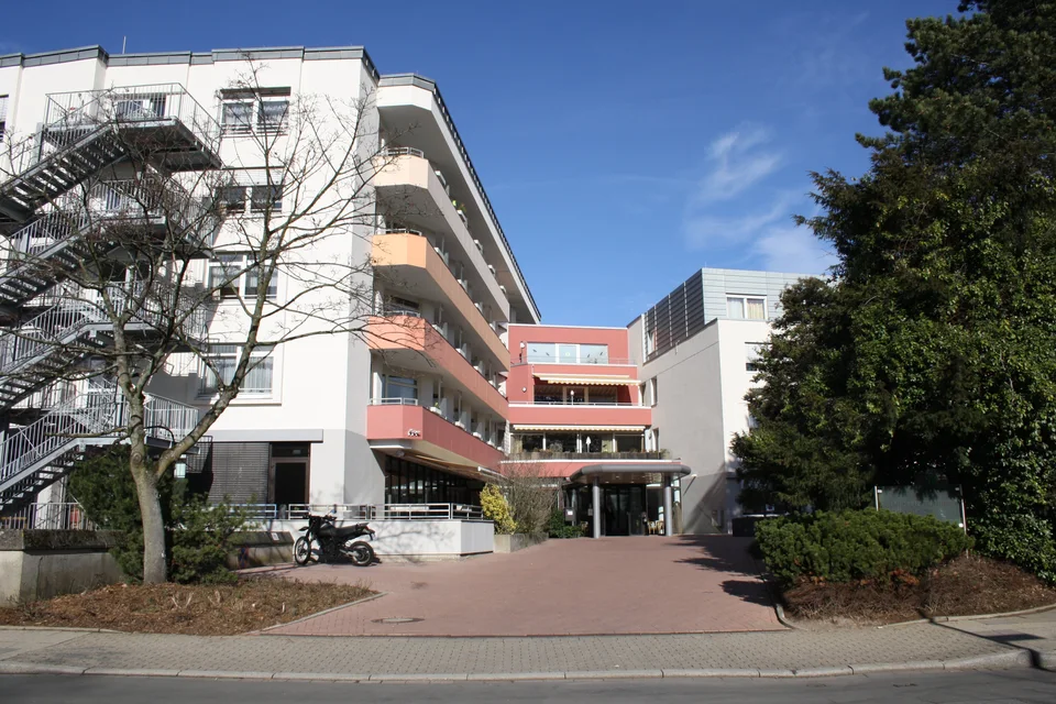 Außenansicht: Seniorenstiftung Adolphinum / Altenkrankenheim in Essen