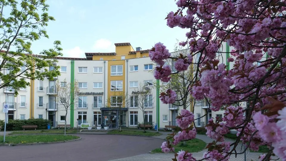 Außenansicht – ProCurand Seniorenresidenz Am Hufeisensee, Halle (Saale)