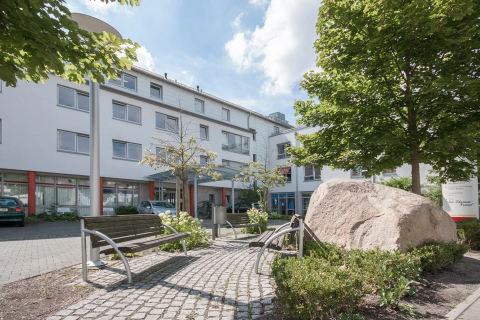 Außenansicht – Alloheim Senioren-Residenz Sophienresidenz, Hannover