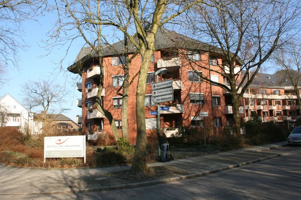 Außenansicht des Bettina von Arnim-Hauses an der Vittinghoffstraße in Essen, aufgenommen am 29. Januar 2011