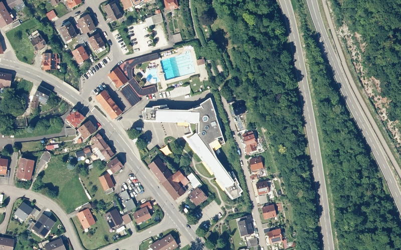 Luftbild der Umgebung von Seniorenzentrum Martha-Maria Lichtenstein-Honau